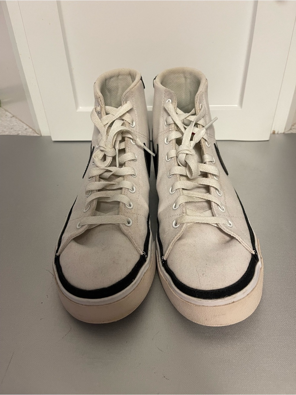 Nike Court Legacy Canvas High-Top Sneakers in Off-White/ Black DD0162-00 Sz 10.5